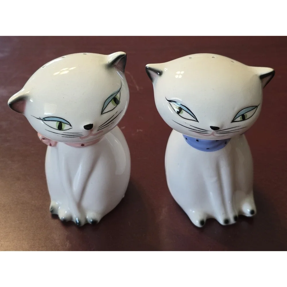 Vintage 1958 Holt Howard Cozy Kitten Siamese Cat Salt & Pepper Shakers w/ Label